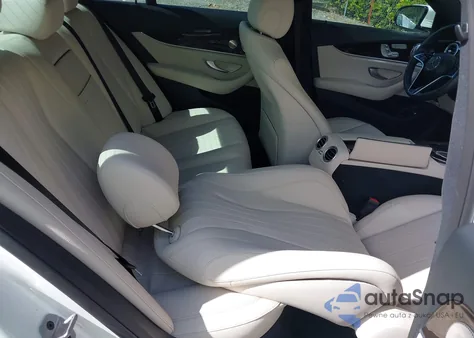 2022 Mercedes-Benz E 350 из США, поврежденный, VIN W1KZF8DB2NB097025